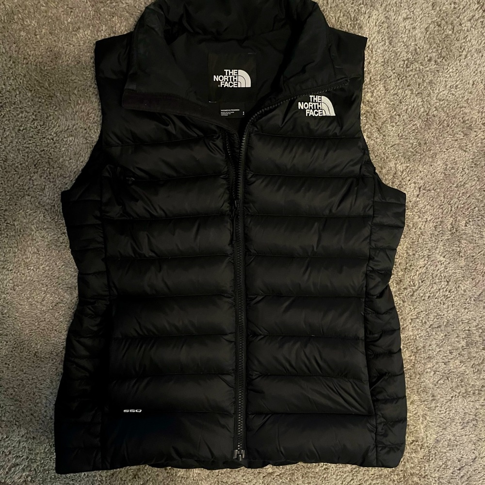 COPY - The North Face women's SMALL 550 black puffer vest-NWOT